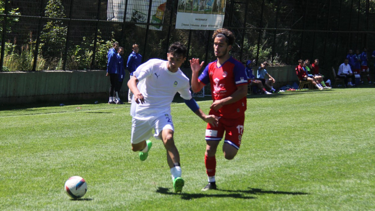 3 İzmitli futbolcu Murgul Belediyespor’da!