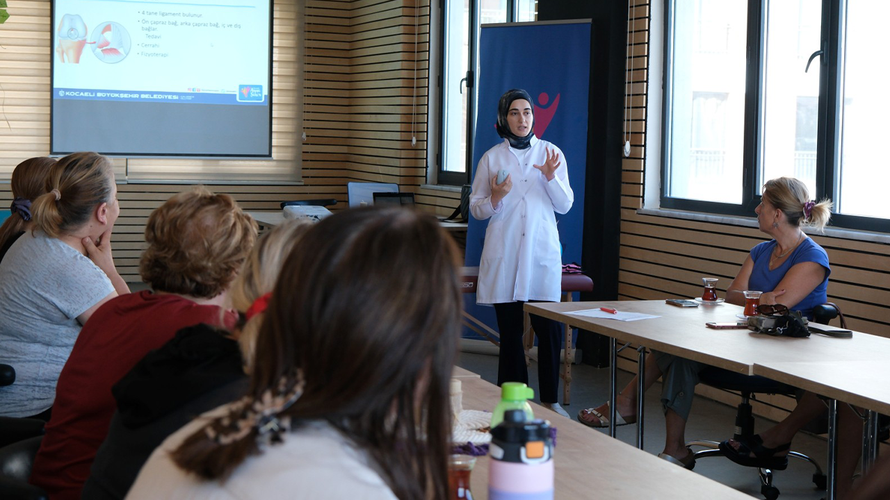 Kocaeli Büyükşehir Belediyesi'nden sağlık semineri