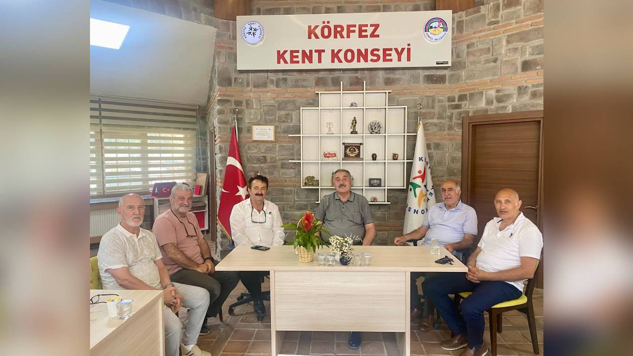 Körfez Kent Konseyi Başkanı Ahmet Önal'a tebrik ziyaretleri