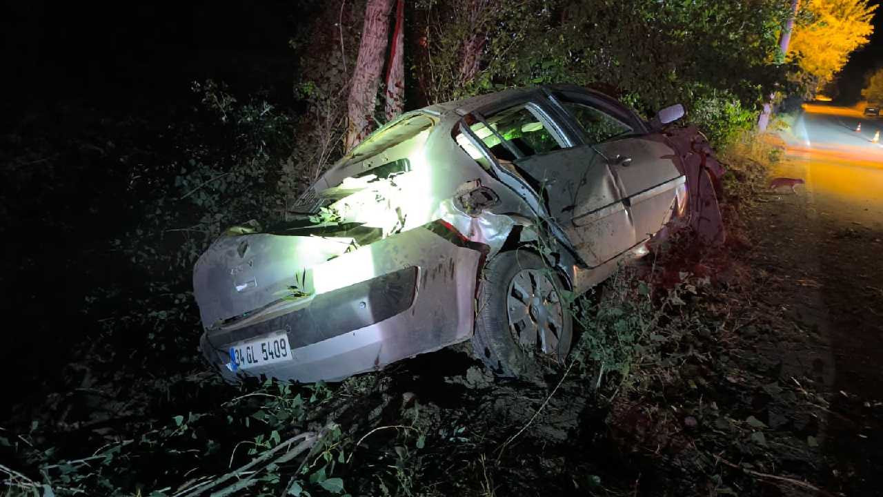 Şuhut'ta trafik kazası, 1'i ağır 4 yaralı