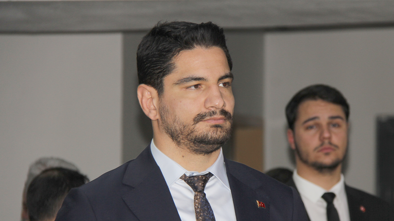 Taha Akgül’ün acı günü!