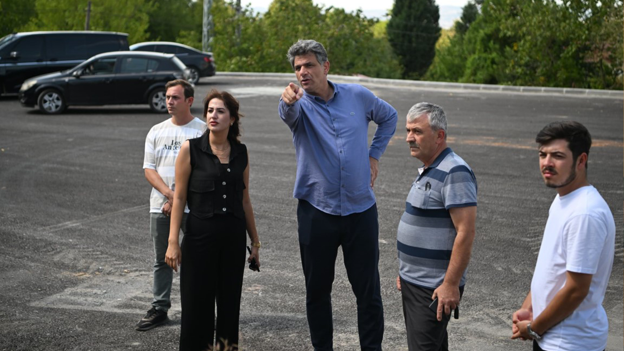 Mustafa Kocaman projeyi yerinde inceledi... Kartepe'ye yeni otopark geliyor