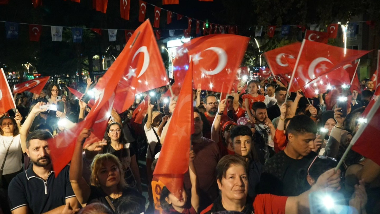 Gölcük'te Zafer Bayramı coşkusu yaşandı