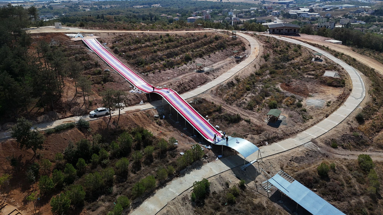 Türkiye'nin en büyük kaydırağı Gebze'de inşa ediliyor