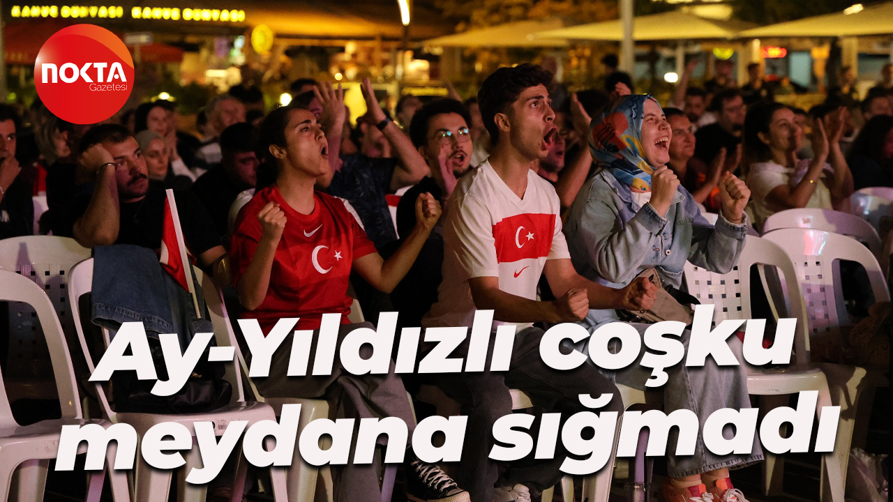 Kocaelililer, mili coşkuyu dev ekranda yaşadı; Ay-Yıldızlı coşku meydana sığmadı