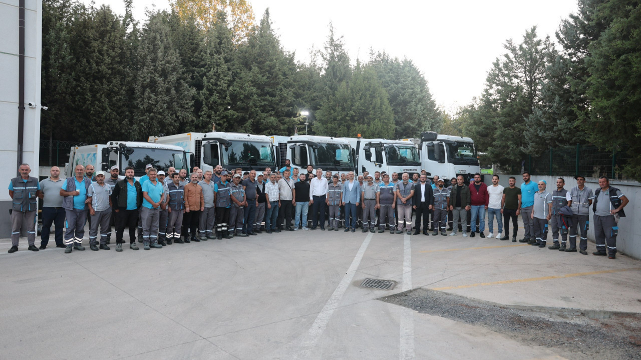Bünyamin Çiftçi, temizlik personellerini mesaiye uğurladı