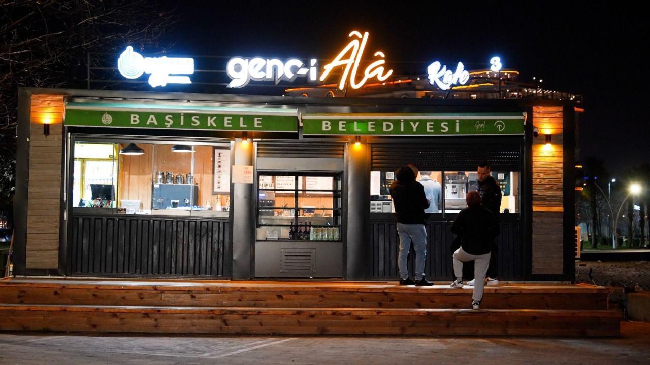 Genc-i Âlâ Kafe'ler vatandaşların uğrak noktası oldu