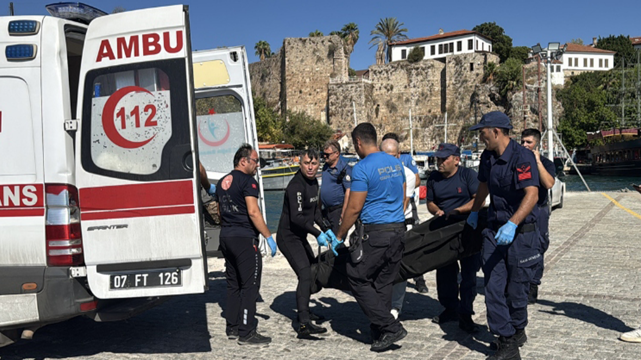 Feci olay! 35 metre yüksekten denize çakıldı