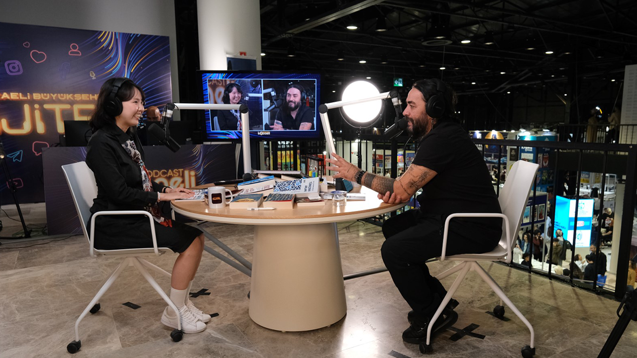 Kocaeli Büyükşehir Belediyesi'nden Kitap Fuarı'na podcast stüdyosu!