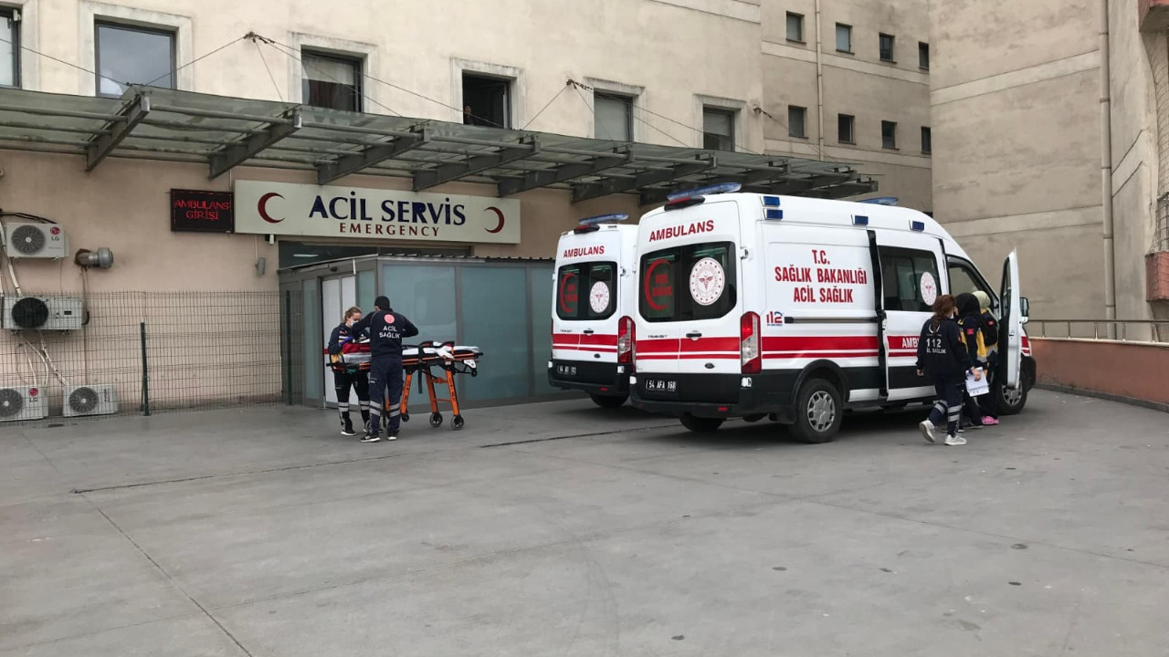 Evinin camından düşen kadın ağır yaralandı!