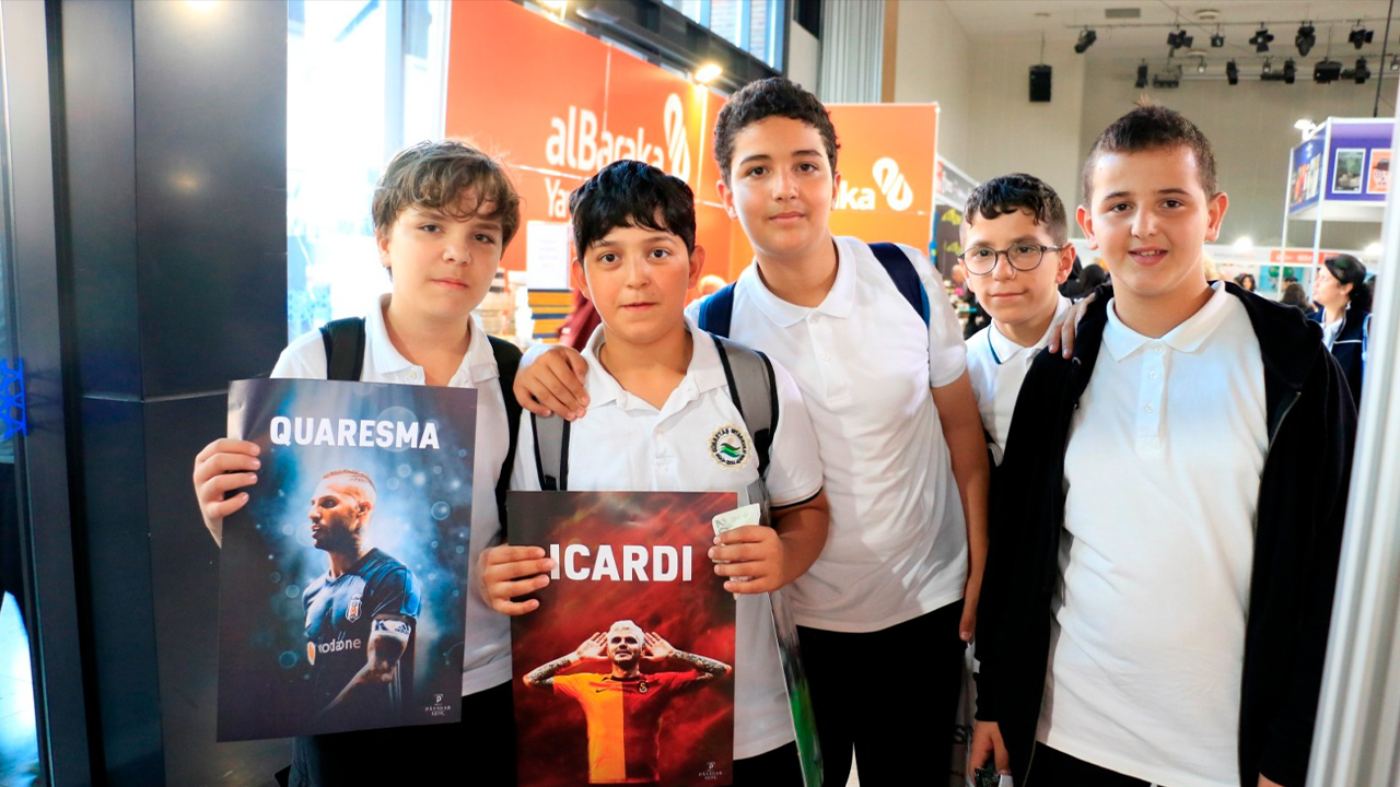 Rekabet, Kocaeli Kitap Fuarı’nda da devam ediyor