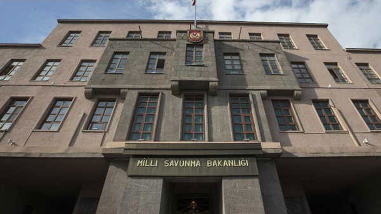 Milli Savunma Bakanlığı ihbar etti: 32 kişiye gözaltı