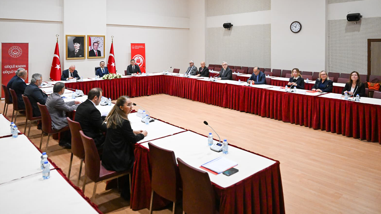 Kadının Güçlenmesi İl Koordinasyon Kurulu toplantısı gerçekleştirildi