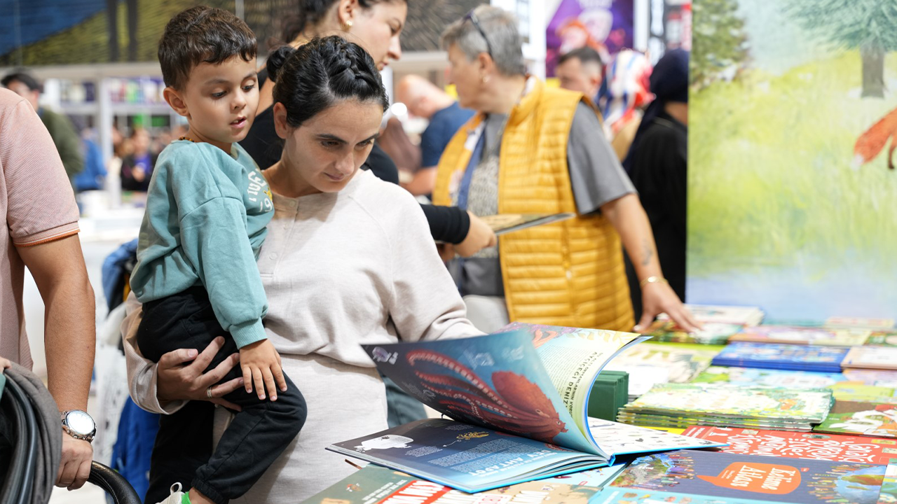 Kocaeli Kitap Fuarı 7'den 70'e herkese açık!