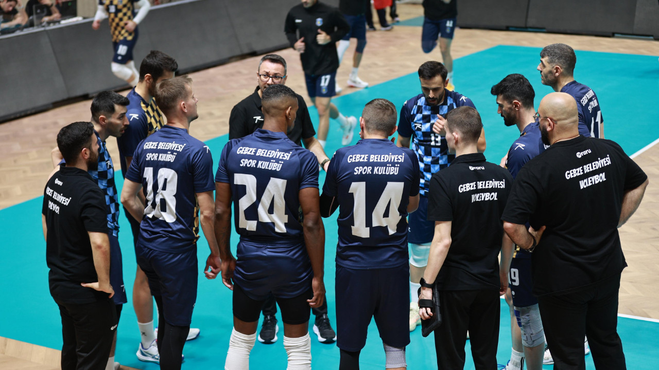 Gebze'de Dursun Ali Arslan anısına voleybol turnuvası düzenlendi
