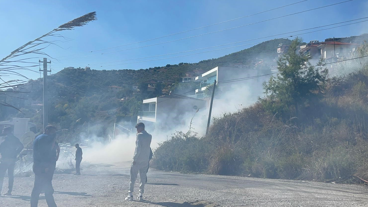 Antalya'da korkutan yangın!