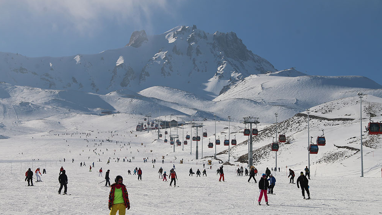 Kayseri beyaza büründü
