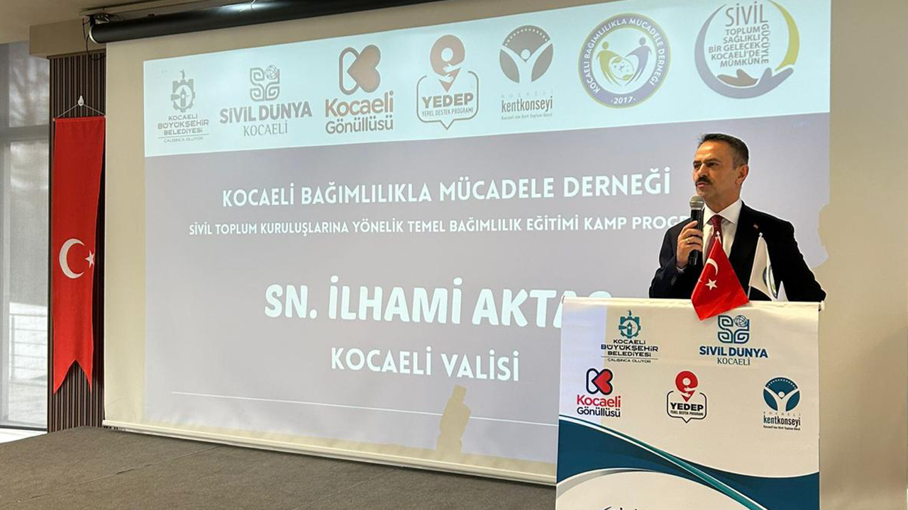 İlhami Aktaş “Temel Bağımlılık Eğitim Kampı” programına katıldı