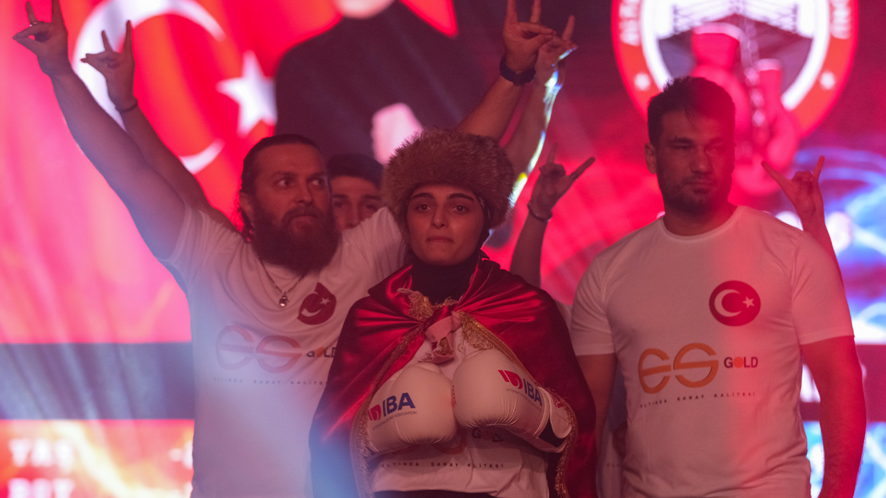 Uluslararası Kick Boks Kemer Şampiyonası nefes kesen anlara sahne oldu!