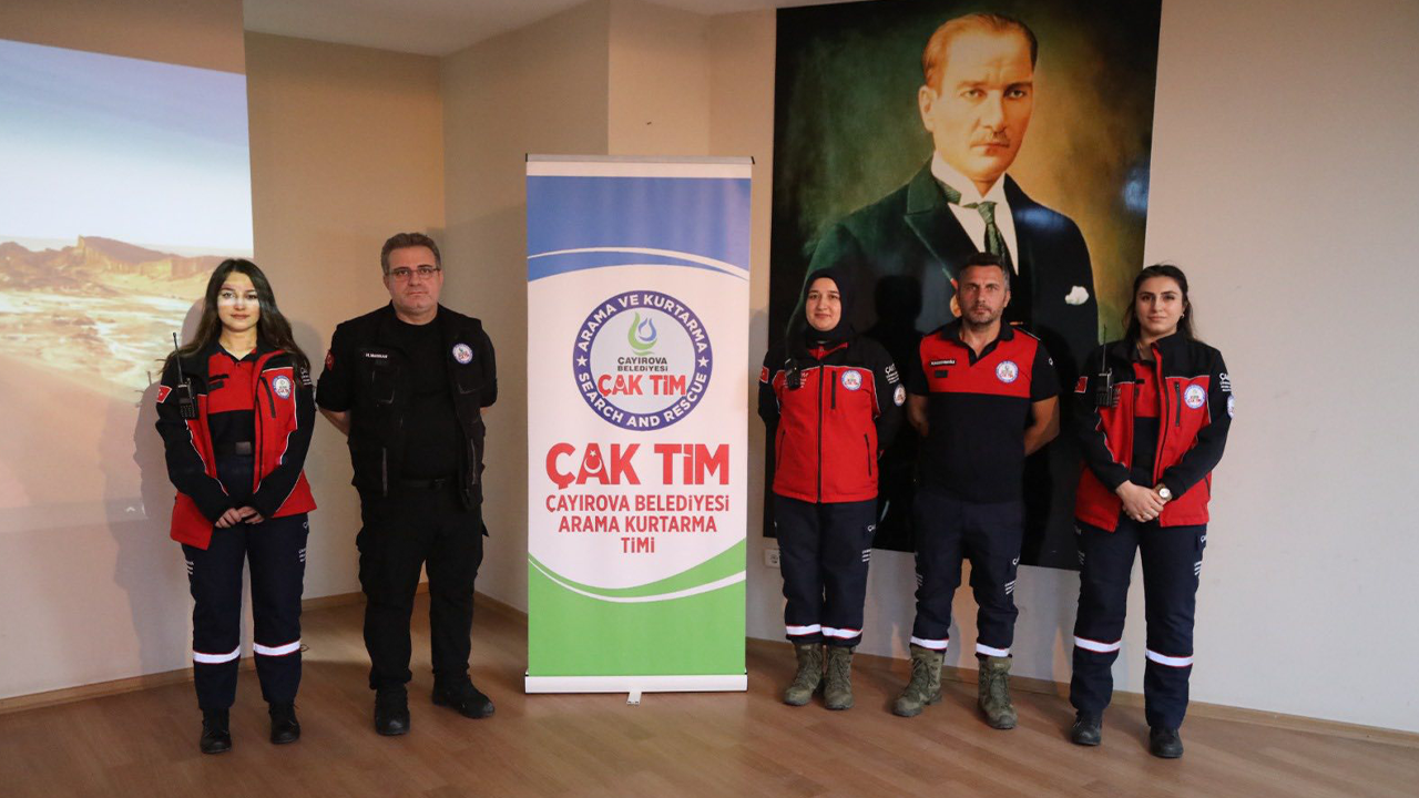 Çayırova Belediyesi Arama Kurtarma Timi'nden doğal afet eğitimi!
