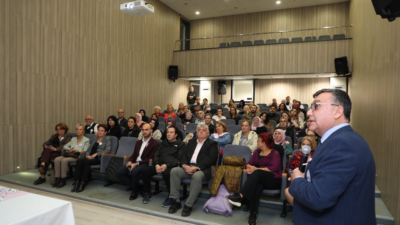 Karamürsel'de meme kanserine karşı farkındalık semineri...