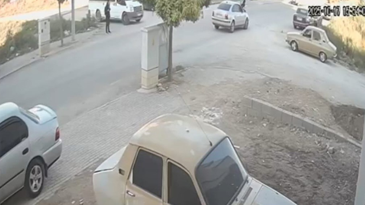 Osmaniye'de dehşet: Okul servisinden indikten sonra otomobil çarptı!