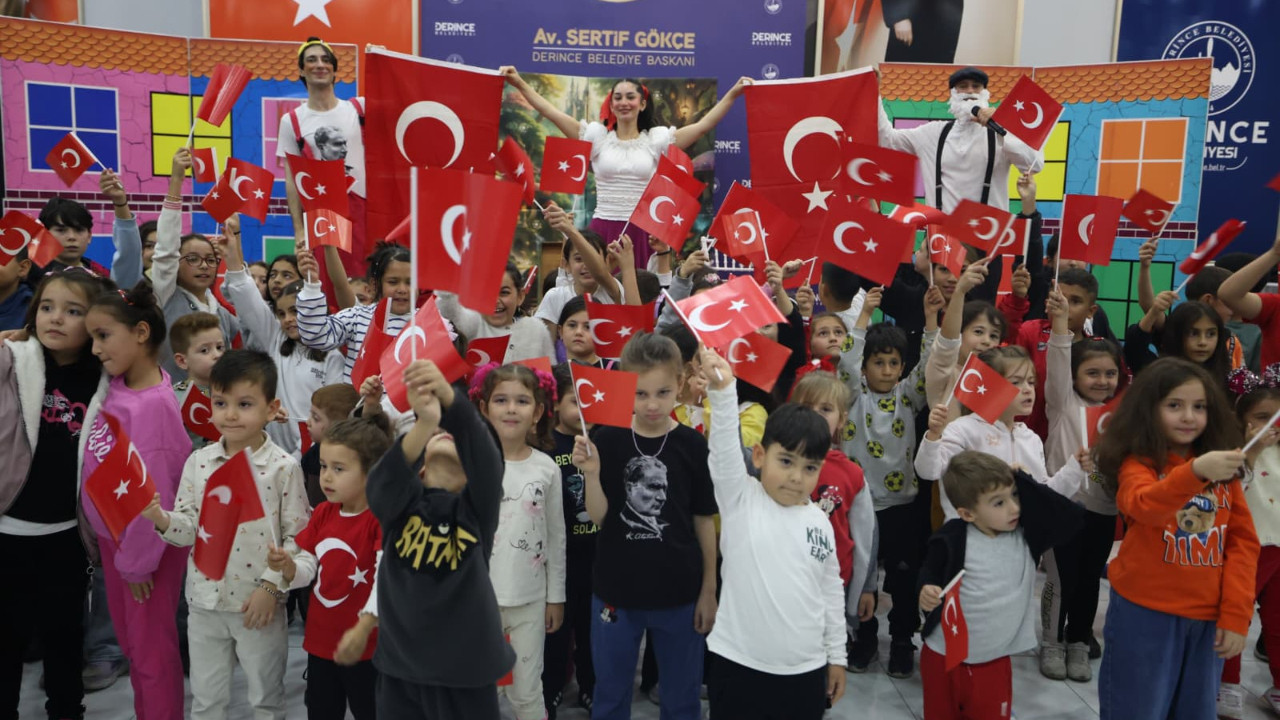 Derince'de çocuklar Cumhuriyet coşkusu yaşadı