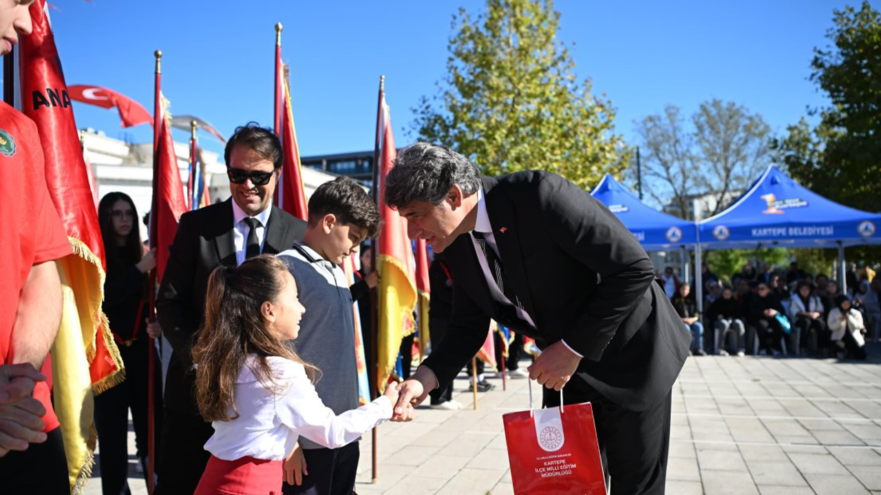 Kartepe’de 29 Ekim coşkusu