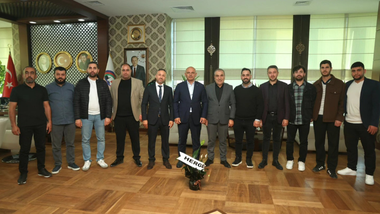 Şener Söğüt: Körfez için katkı sunan herkes bizim için kıymetli