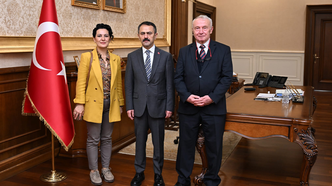 Prof. Dr. Gültekin Mehmet Emin Türköz ve Doç. Dr. Gülhan Ünal'dan İlhami Aktaş’a ziyaret
