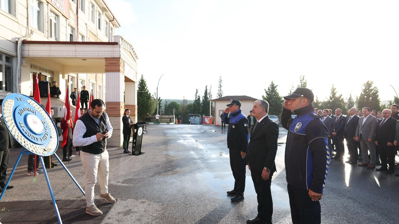 Dilovası'nda Ata'ya saygı