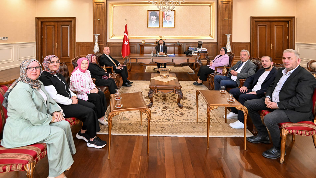 Kocaeli Giresun Dernekler Federasyonu'ndan İlhami Aktaş'a ziyaret