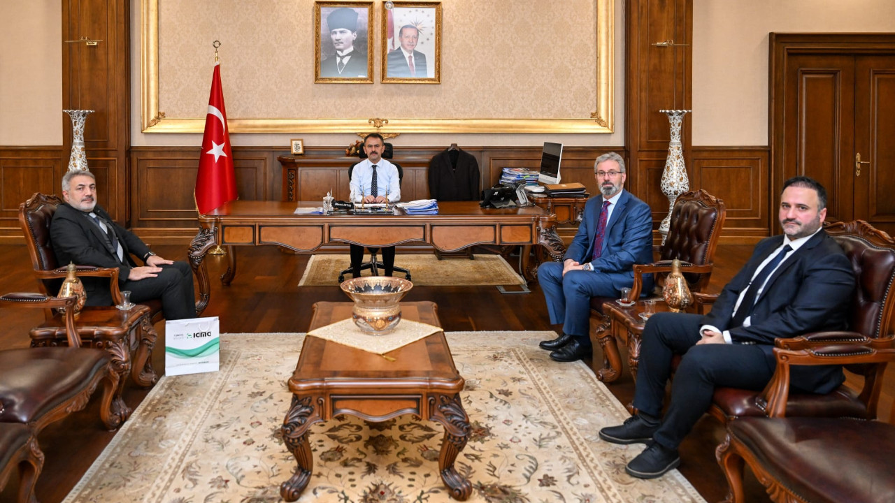 Hasene Vakfından Vali İlhami Aktaş’a ziyaret