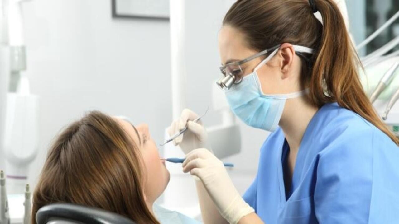 Bakan duyurdu: Diş Hekimliği Uzmanlık Sınavı tarihinde önemli değişiklik