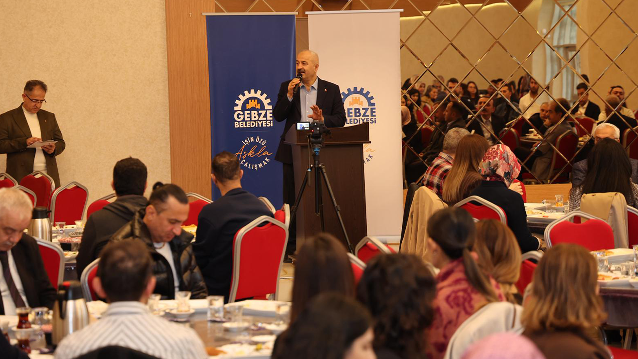 Zinnur Büyükgöz: 24 Kasım Öğretmenler Günü çok önemli bir gün