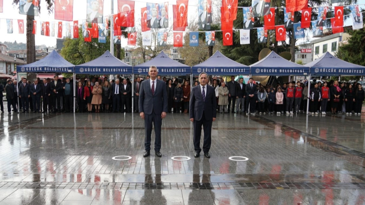 Gölcük'te Öğretmenler Günü törenlerle kutlandı