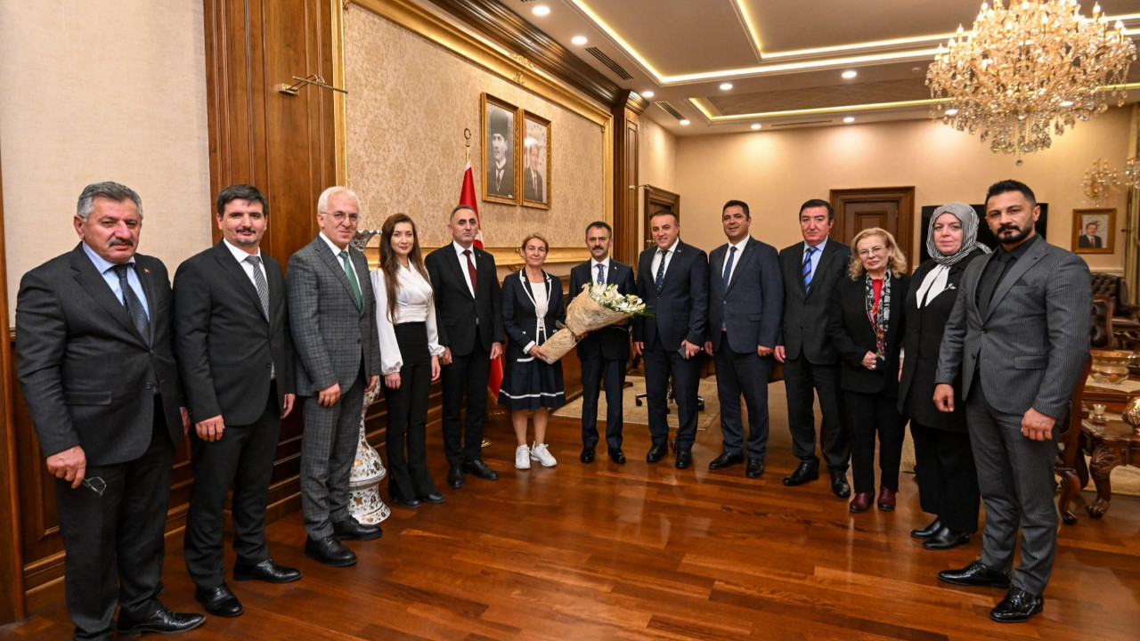 24 Kasım Öğretmenler Günü münasebetiyle öğretmenlerden Vali Aktaş’a ziyaret