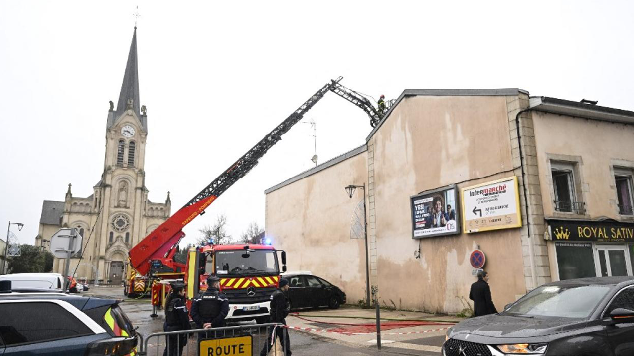 Fransa'da korkutan yangın: 5 ölü!