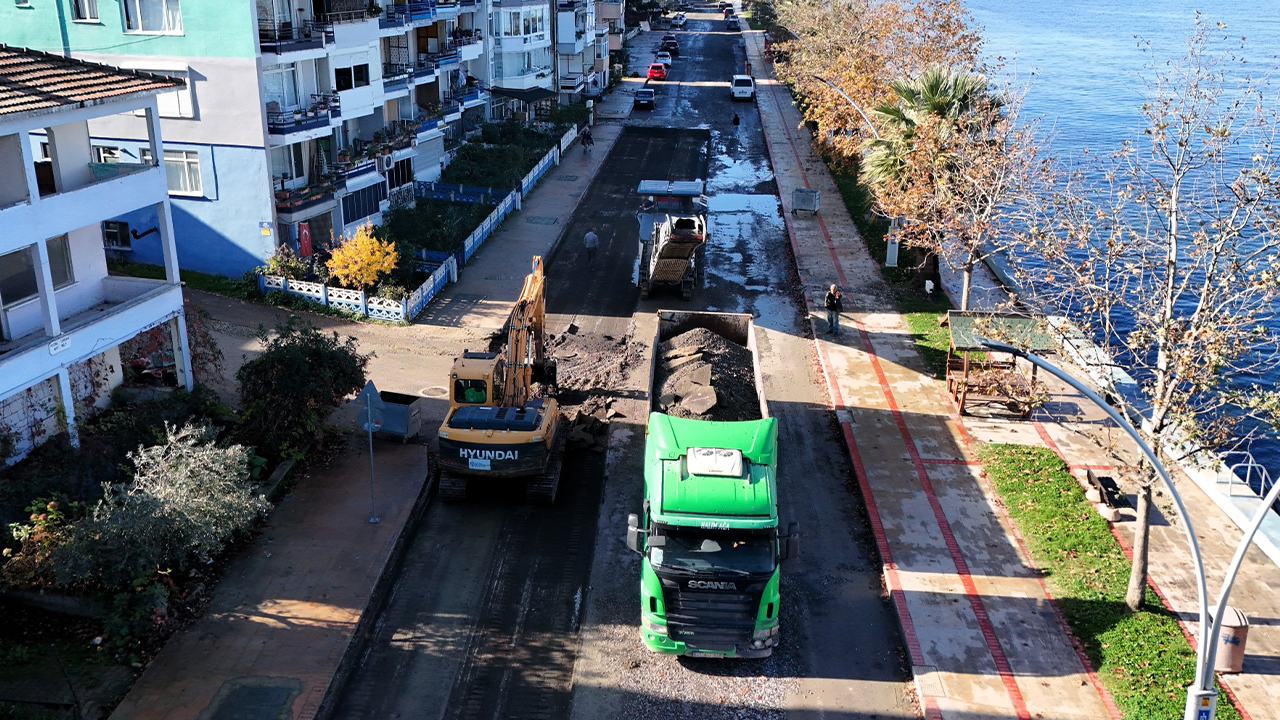 Halıdere Sahil Caddesi’nde asfalt çalışması yapılacak