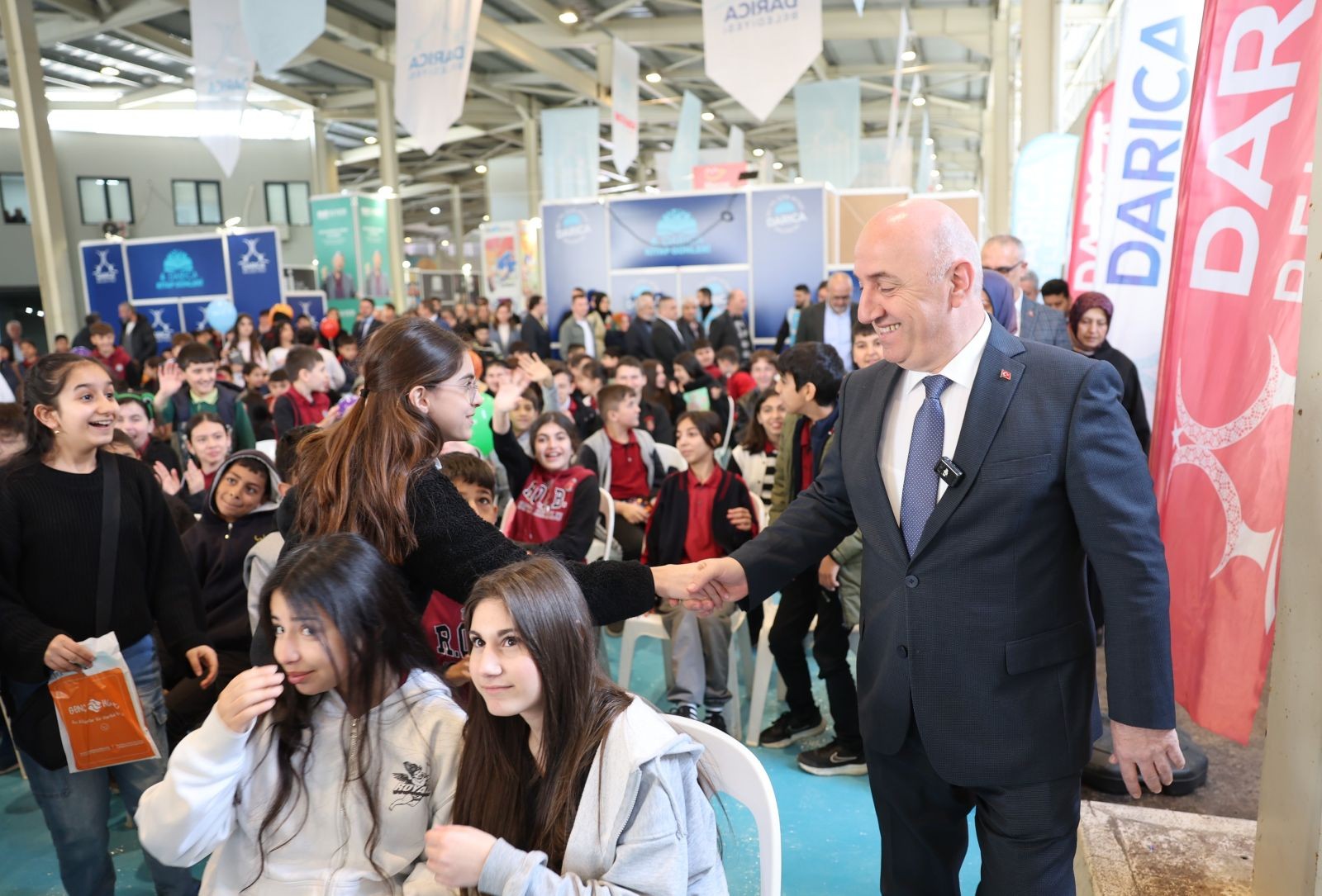 Darıca Kitap Fuarı dördüncü kez kitapseverlerle buluştu - Resim: 1