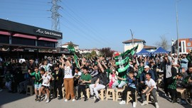 Derince'de Kocaelispor'un şampiyonluk coşkusu