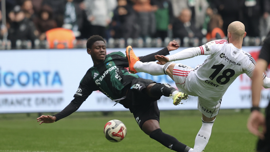 Her topu durdurduk, kornerden vurulduk: 0-1