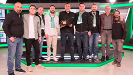 Canlı yayında Enver Güler'e doğum günü sürprizi