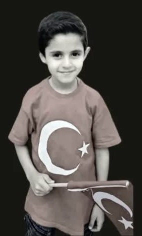 Ziyaret için gittiği İzmit'te yüksekten düşerek hayatını kaybetti - Resim : 1