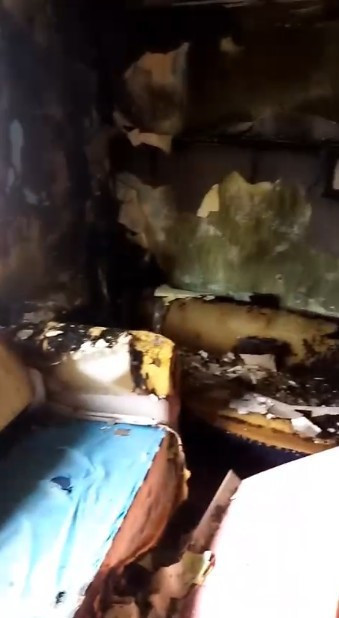 İzmit'te daire alevlere teslim oldu! - Resim : 1