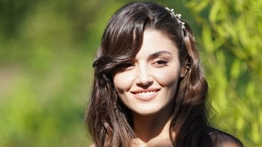 Hande Erçel'in lüks evi beğeni topladı