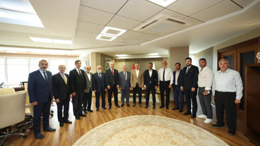 Tahir Büyükakın’a YRP ziyareti