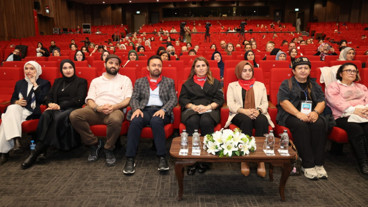 Kitap Fuarı’nda münazara ve müzikal tiyatro bir arada