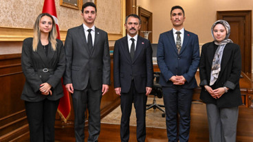 Kocaeli Üniversitesi Siyasal Bilgiler Kulübünden Vali Aktaş'a ziyaret