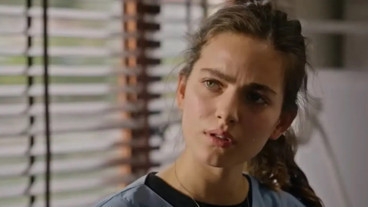 Taşacak Bu Deniz Eleni Miryano Kim? Ava Yaman Kimdir, Kaç Yaşında? Ava Yaman Hangi Dizilerde Oynadı?